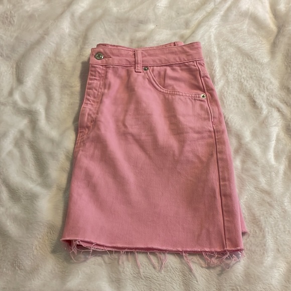 Topshop Pink Denim Skirt - Picture 4 of 5